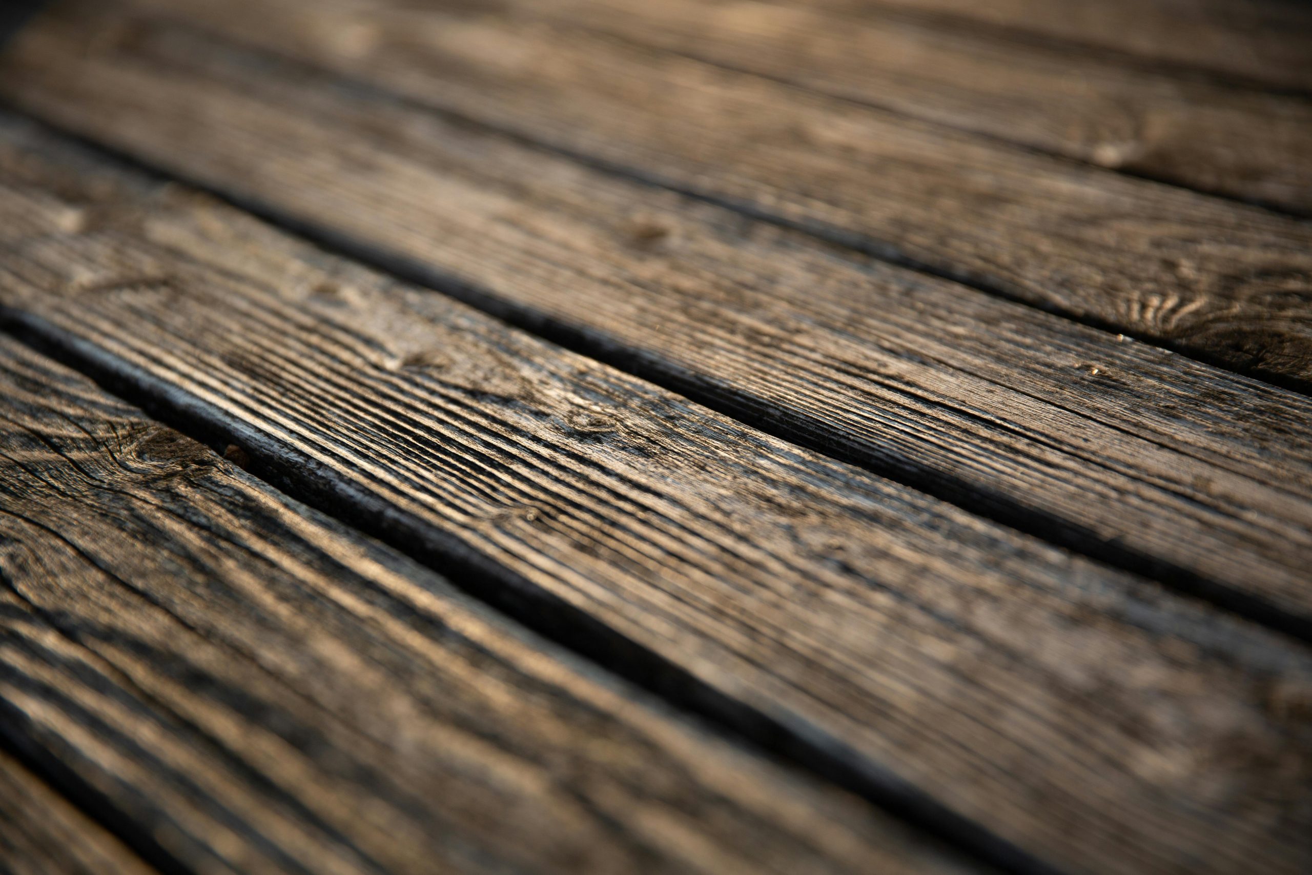 Causes de l'affaissement du plancher dans une vieille maison
