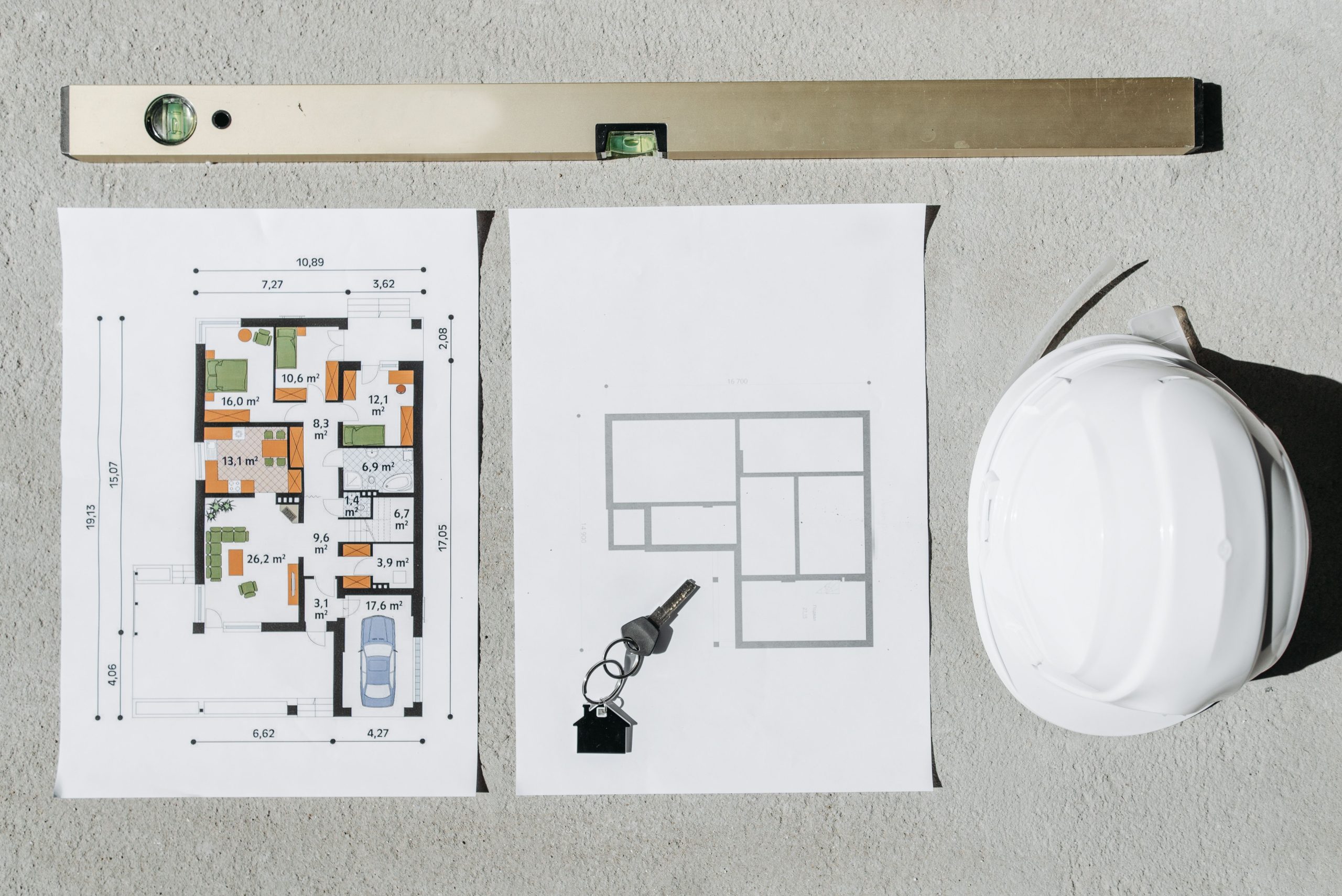 Plans maison niveau chantier casque construction